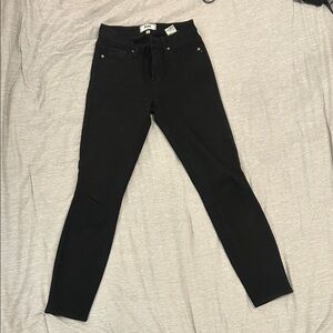 Paige Verdugo Ankle Black jeans